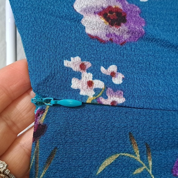 Belongsci Blue Floral Bell Sleeve Lined Dress. Size XL NWT - Picture 5 of 9